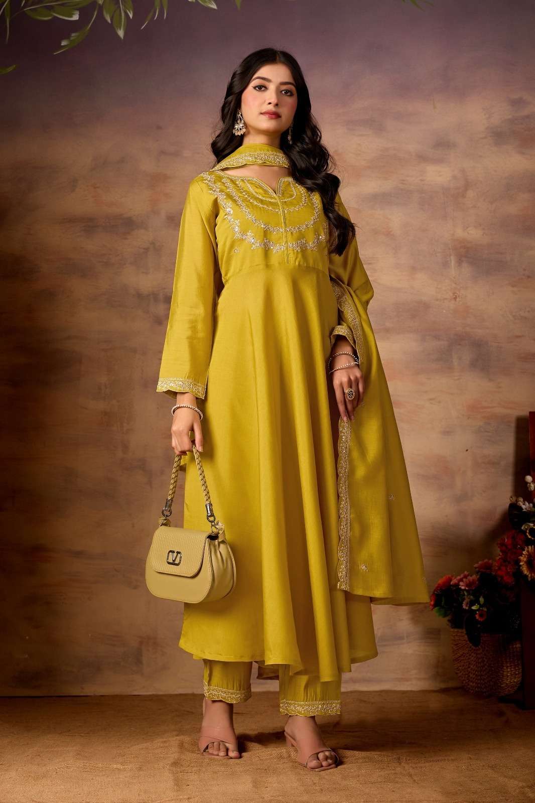 STANDARD QUALITY PREMIUM ROMAN SILK wholesale suit in surat