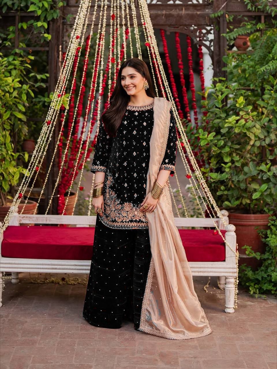  Style Code-1536 Heavy Viscose Velvet Elegant Ethnic Wear readymade suit