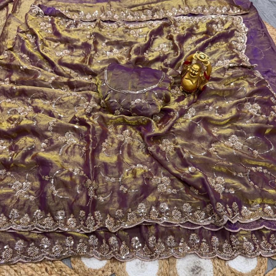 pr kc 951 fashionable silk saree in wholesale surat