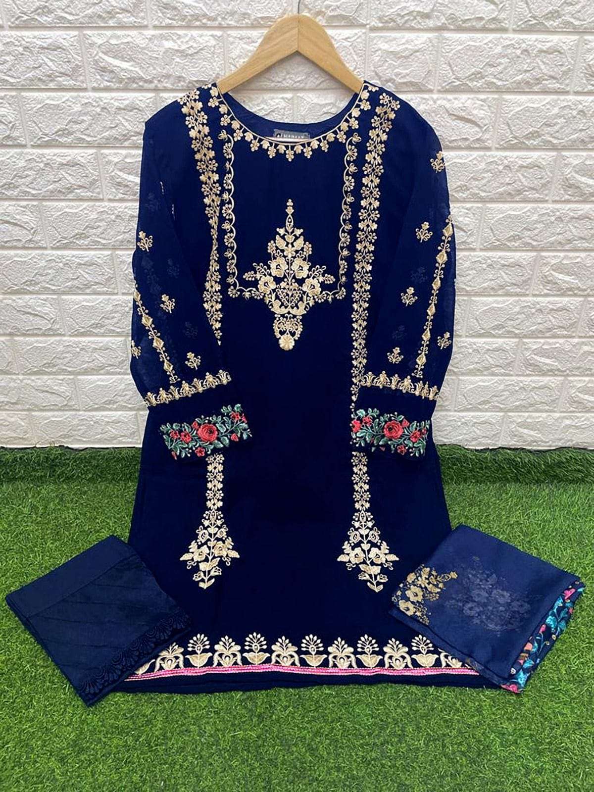 naimat 1062 new color Pure Fox Blooming suit