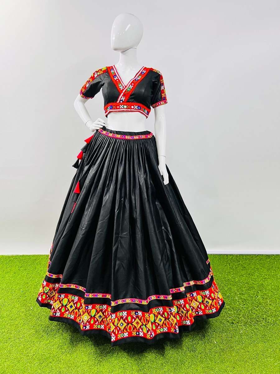 aawiya 7044 black color gamthi lace work navratri readymade single lehenga choli 