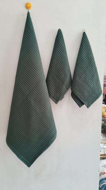 pr plain solid color fancy towel 3pcs set perfect for gifting purpose 