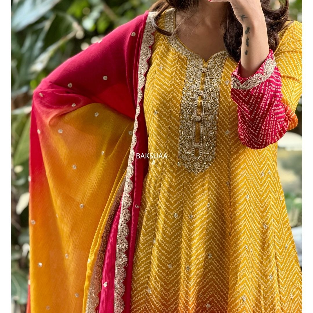 The Color outfit showcases a striking dual-tone or ombre effect wholesale suit 