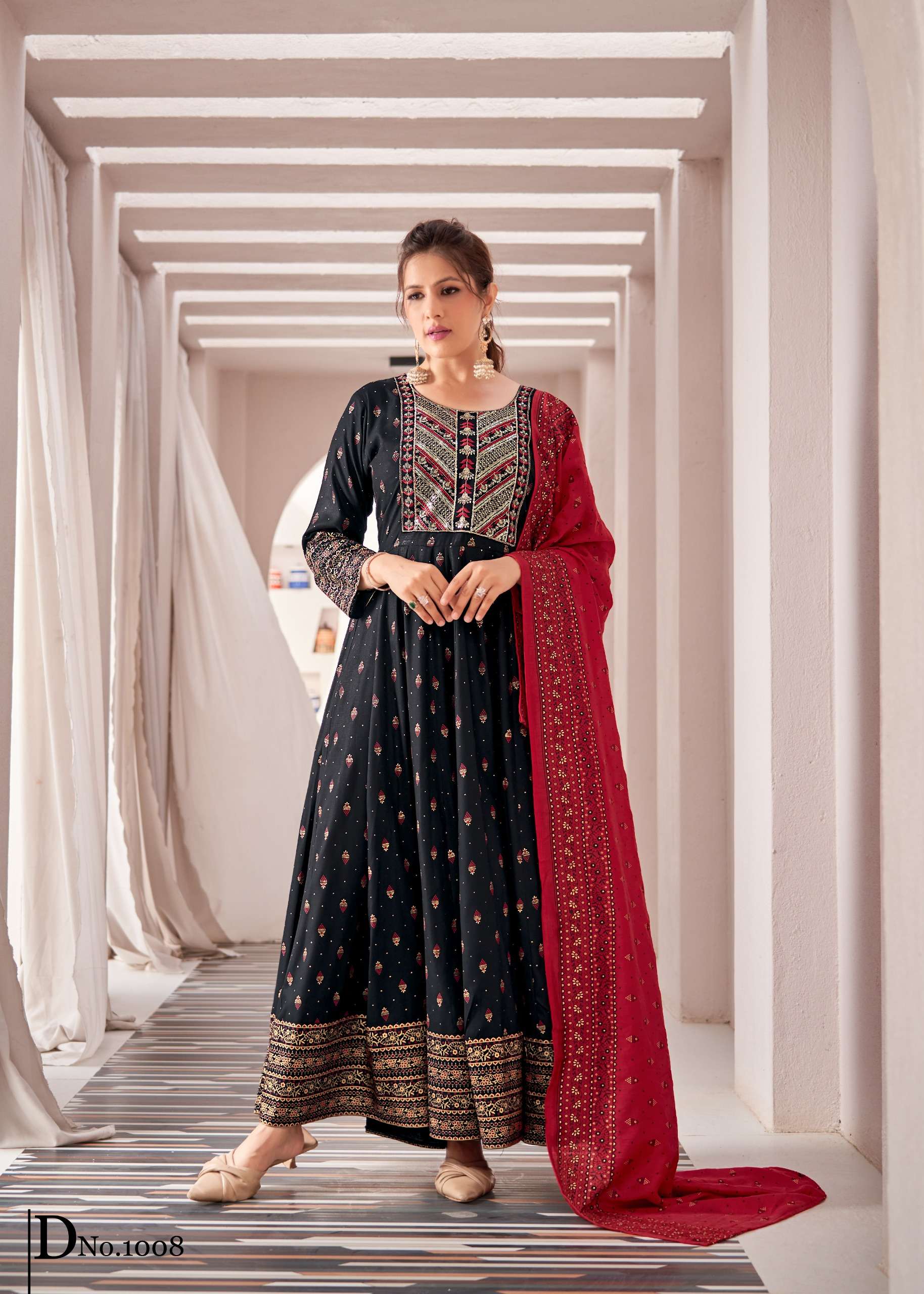 btm 65 14 KG RAYON WITH COLOR FOIL WITH HEAVY EMBROIDERY wholesale suit 