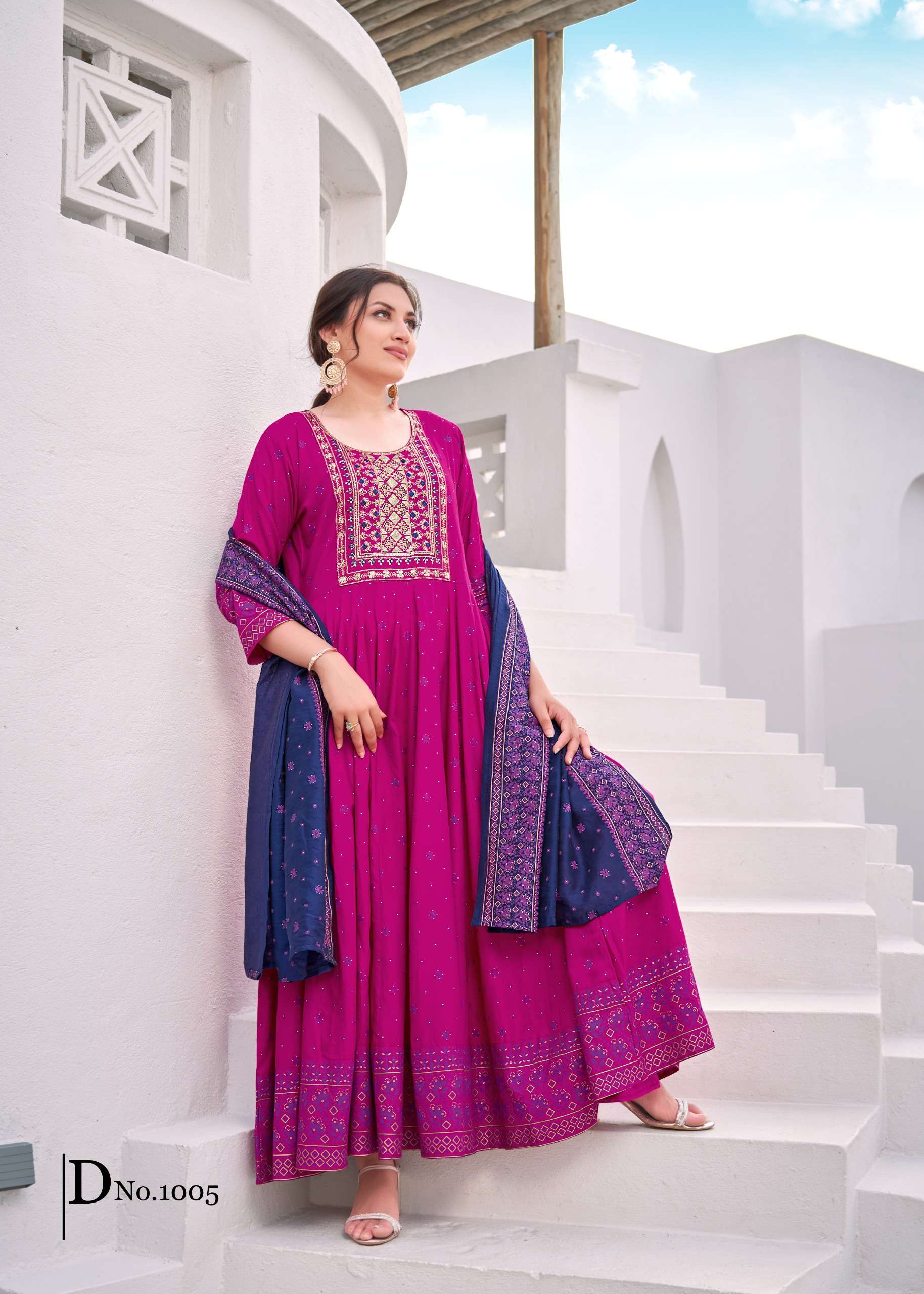 btm 65 14 KG RAYON WITH COLOR FOIL WITH HEAVY EMBROIDERY wholesale suit 