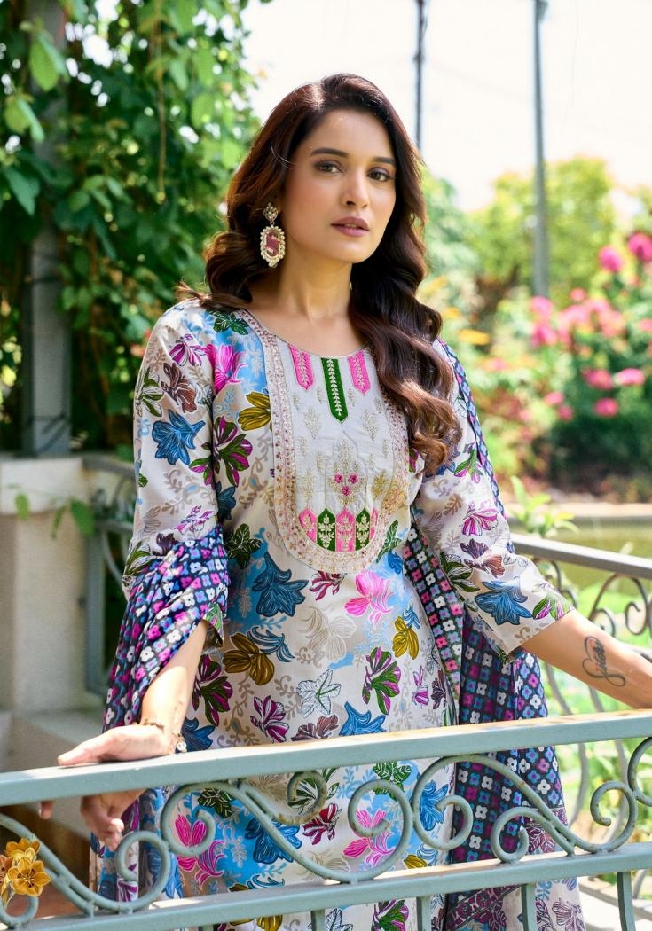 vaniska colourpix fashion story vol 1 series 1001 to 1006 readymade big size viscose mal chanderi ladies suits
